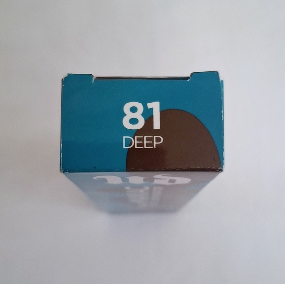 Urban Decay Hydromaniac Tinted Glow Hydrator Deep 81 - Picture 4 of 7